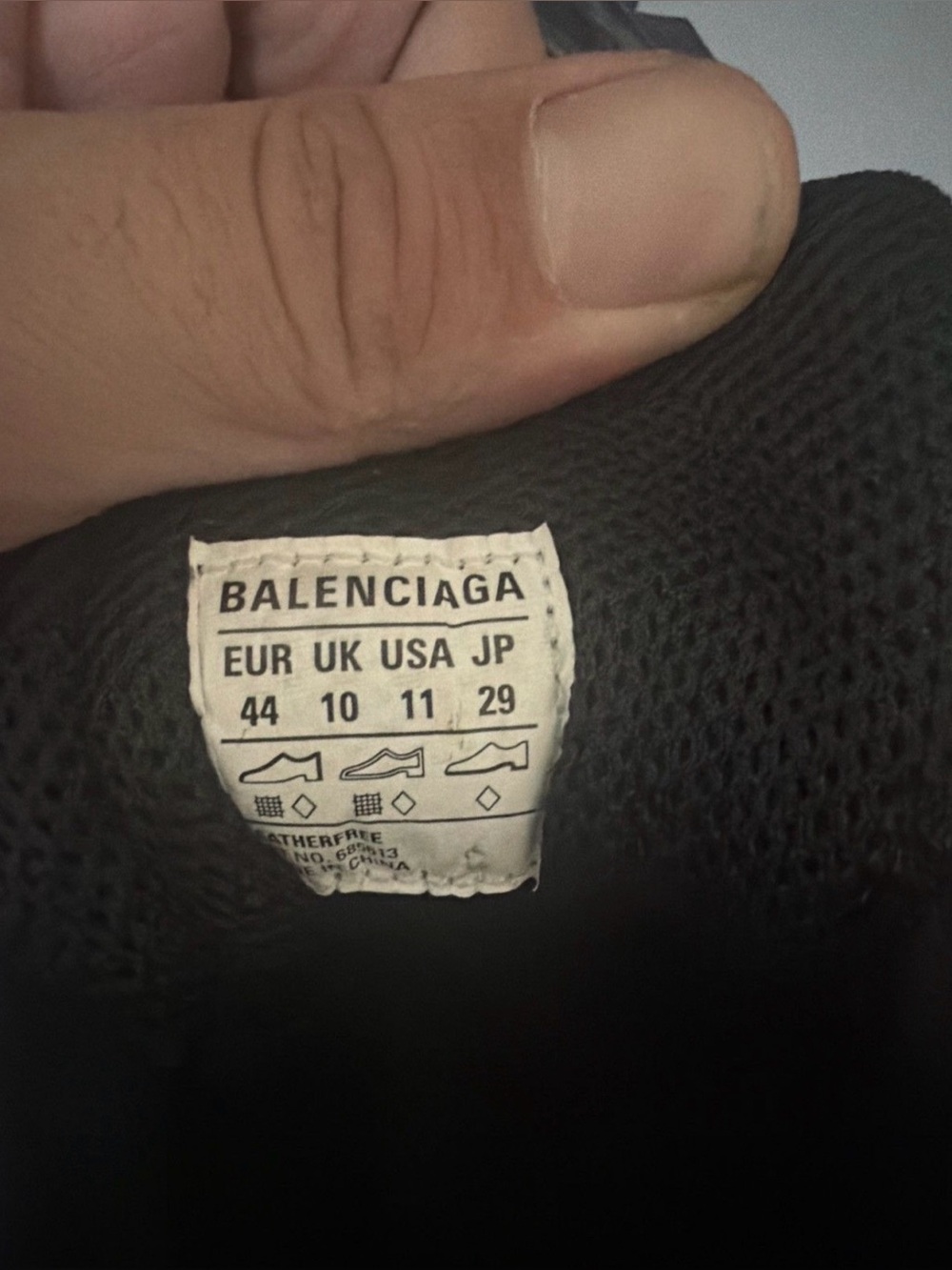 Balenciaga Defender Black Size 44 - Picture 4 of 6